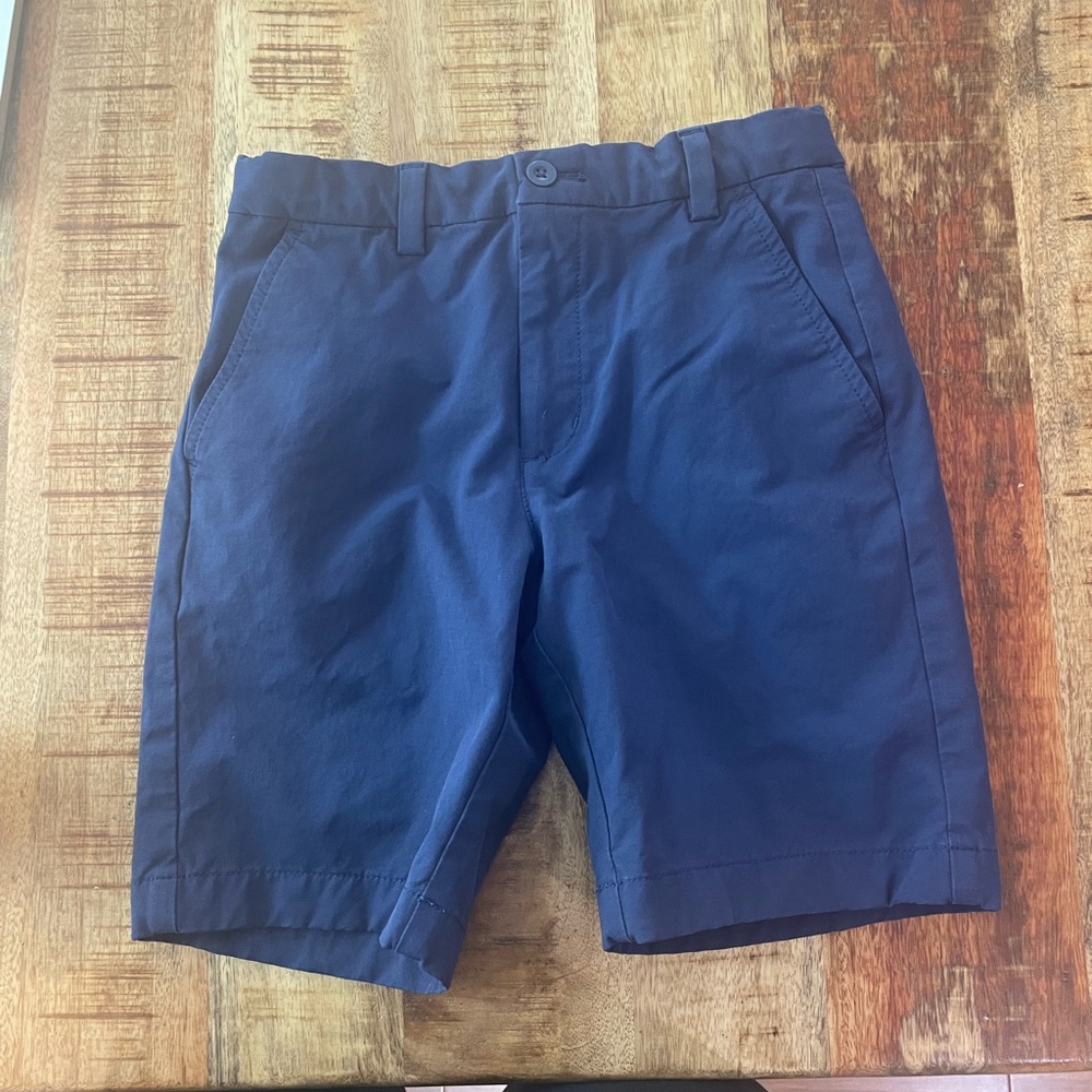 Vineyard Vines Boys Performance Short Size 8